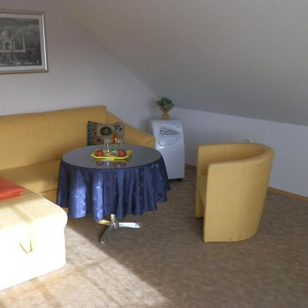 Platanus Bed & Breakfast Beckov Luaran gambar