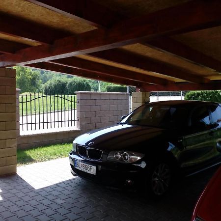 Platanus Bed & Breakfast Beckov Luaran gambar