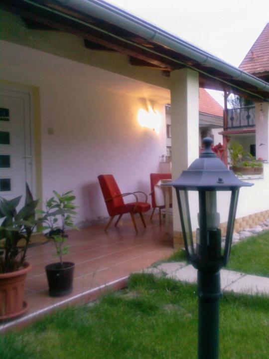 Platanus Bed & Breakfast Beckov Luaran gambar